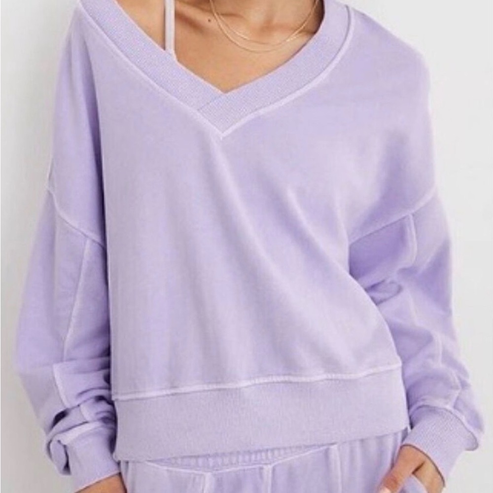 Aerie Light Purple V-Neck Sweatshirt